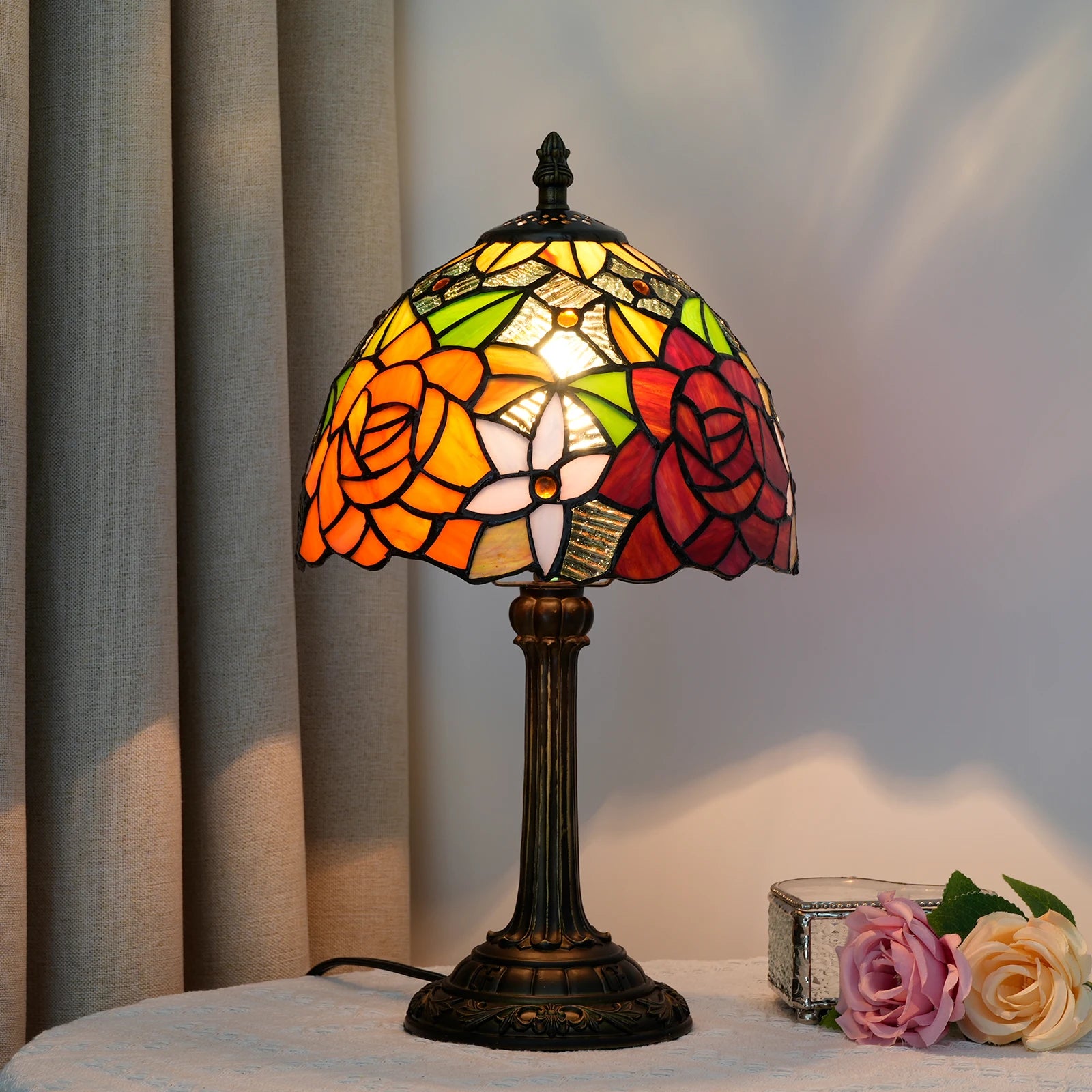 Beautiful Vintage Style Table Lamp