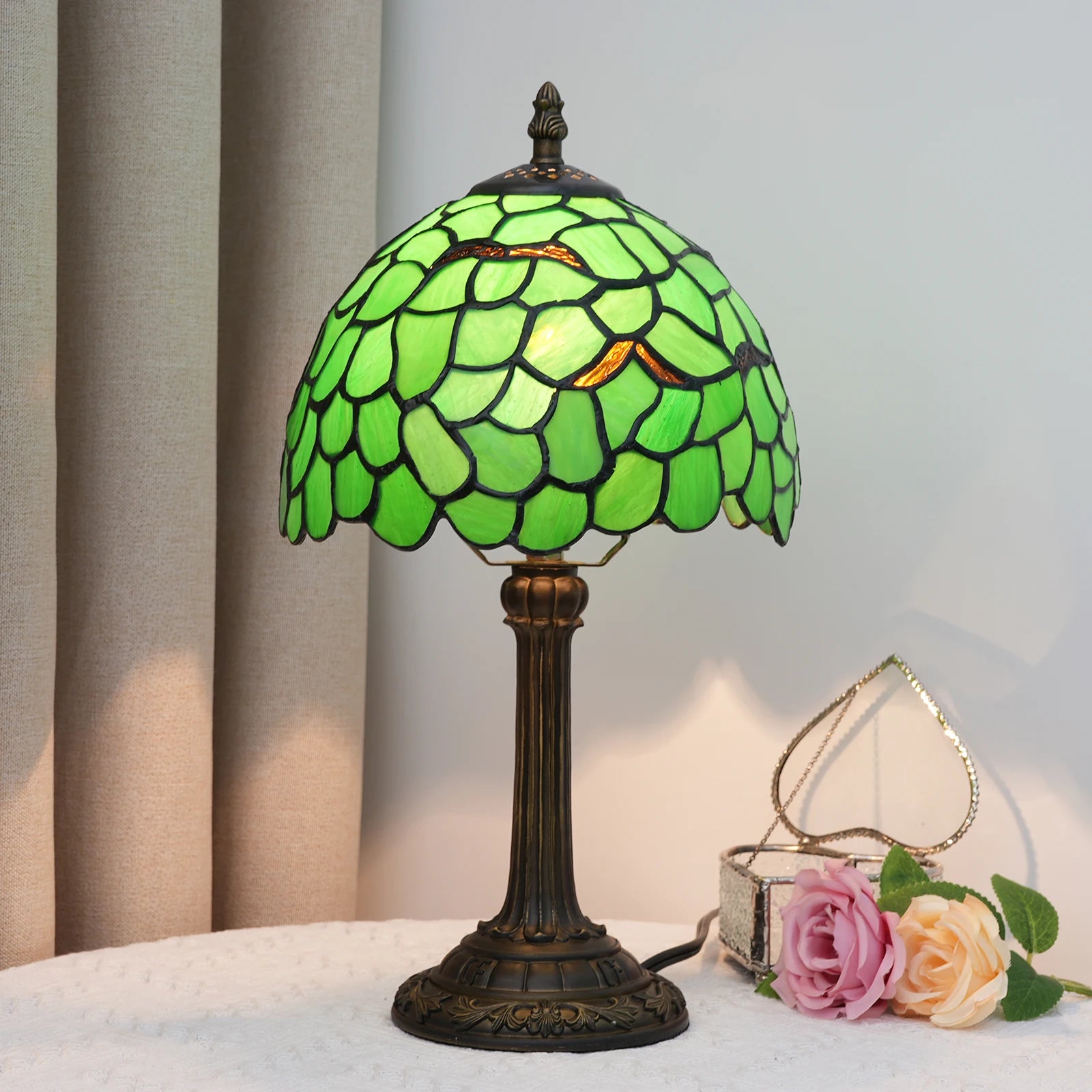 Beautiful Vintage Style Table Lamp